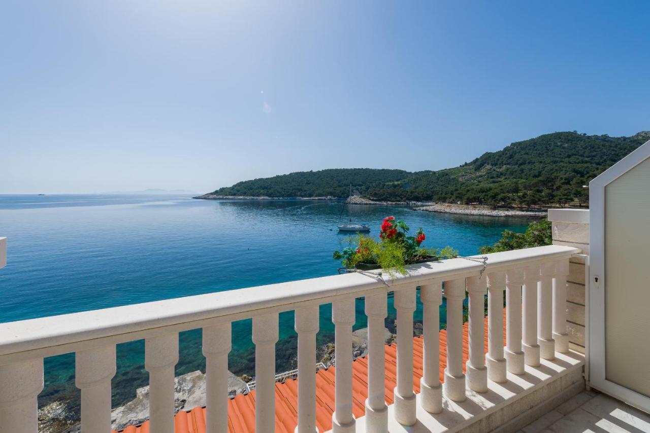 Luxury Bellavista Amazing Sea Holidays With Private Beach & Parking ميلنا المظهر الخارجي الصورة