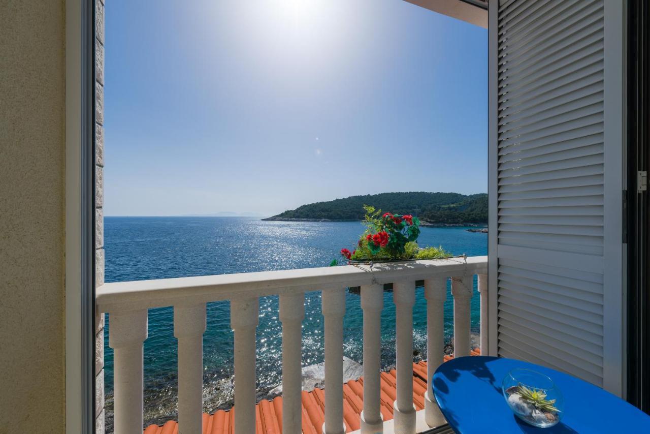 Luxury Bellavista Amazing Sea Holidays With Private Beach & Parking ميلنا المظهر الخارجي الصورة