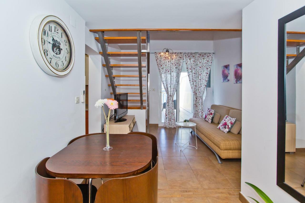 Luxury Bellavista Amazing Sea Holidays With Private Beach & Parking ميلنا المظهر الخارجي الصورة