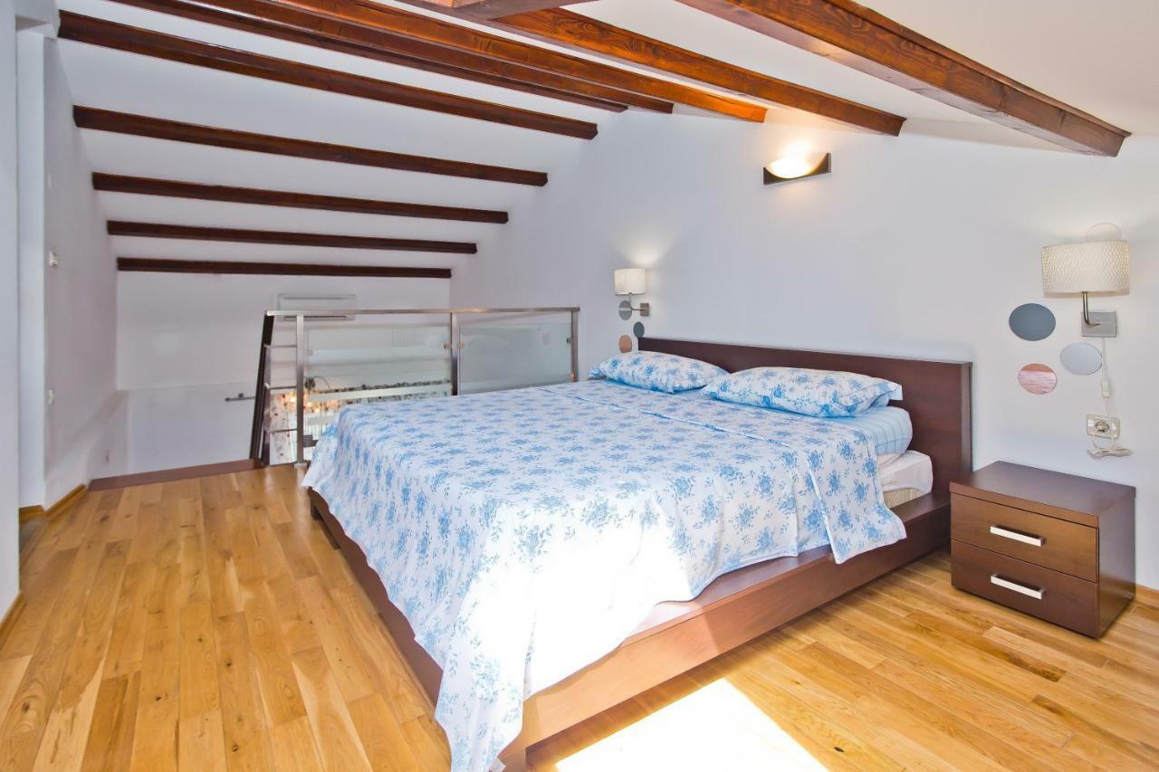 Luxury Bellavista Amazing Sea Holidays With Private Beach & Parking ميلنا المظهر الخارجي الصورة